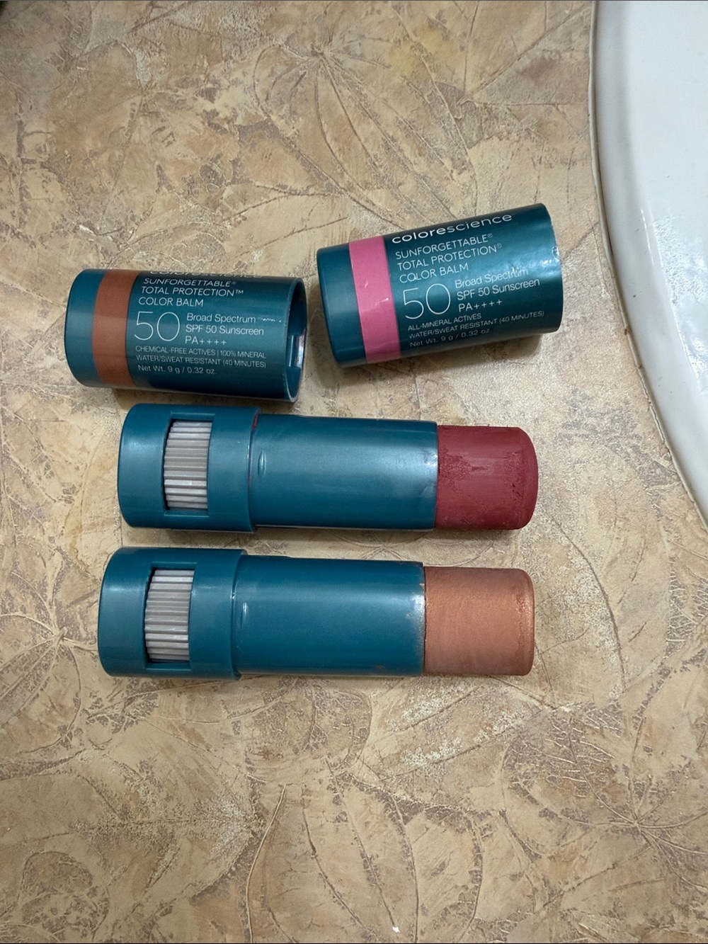 Colorscience Sunforgettable Balm - Picture 3 of 3